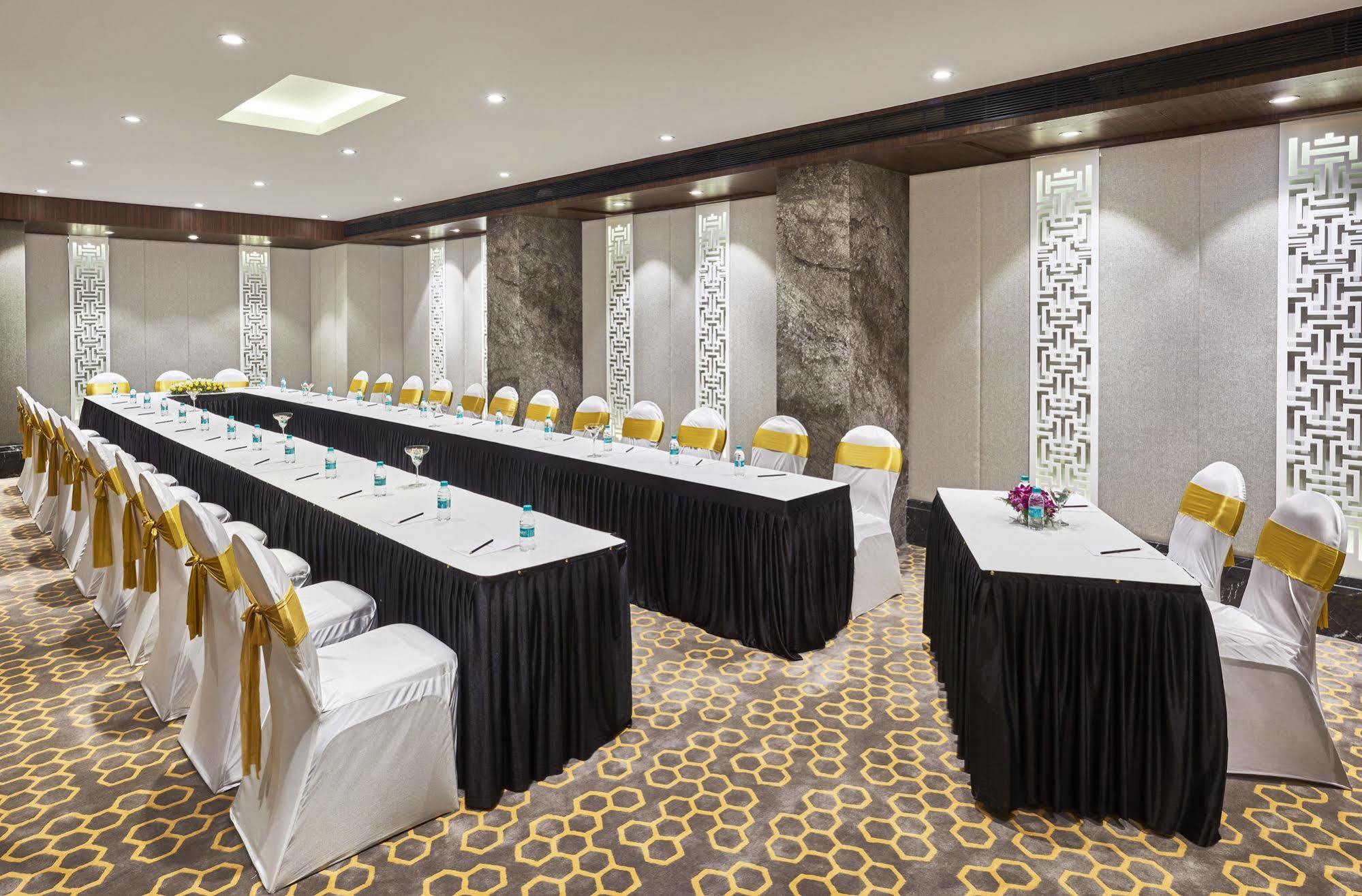 Hotel Bawa International Mumbai Luaran gambar