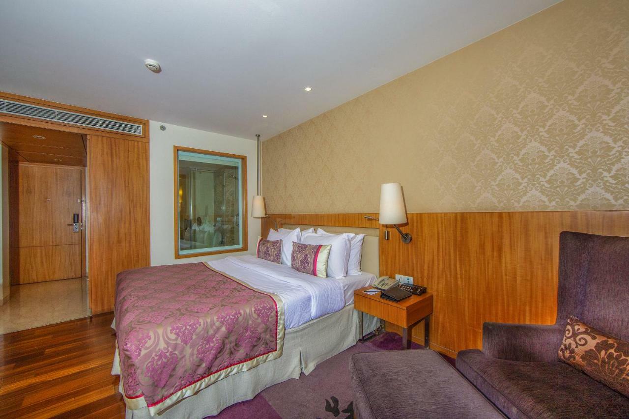 Hotel Bawa International Mumbai Luaran gambar